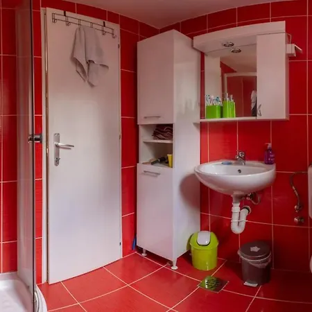 Mesto Za Odmor 兹拉蒂博尔