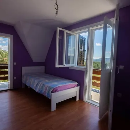 度假居 Mesto Za Odmor 兹拉蒂博尔